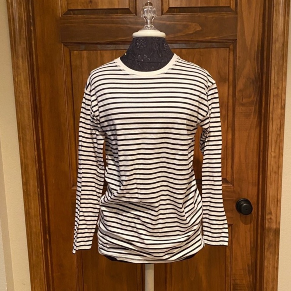 ASOS black and White stripe long sleeve tee 💜
